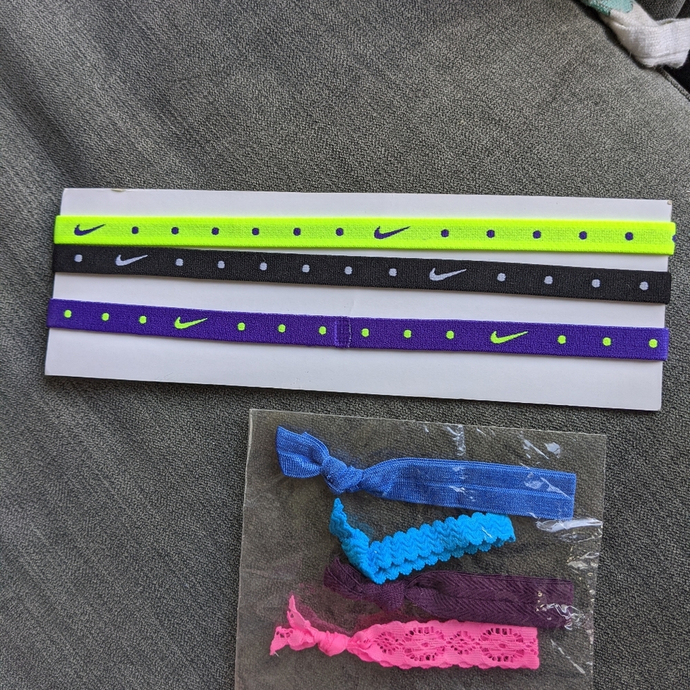 NWOT Nike headbands
